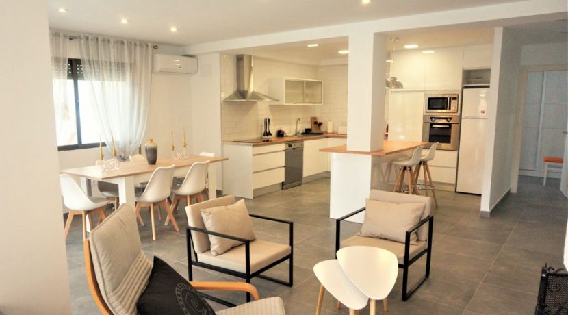 93034754-0b1e-4e4c-91d8-63a1c52f9a51.f10