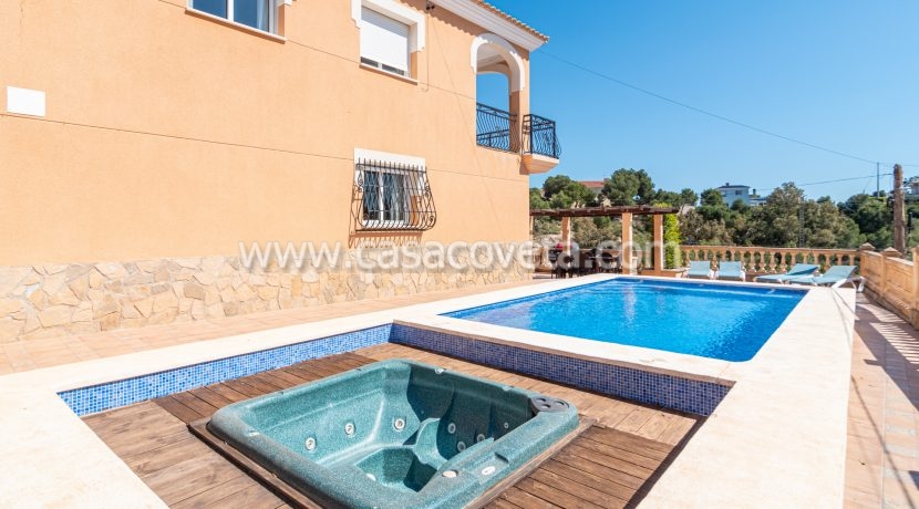 1920x1080_R3829579 Piscina 031657359050652